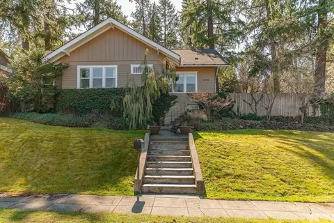 Exterior - 1708 E 18th Ave, Spokane, WA 99203 photo 9 of 17