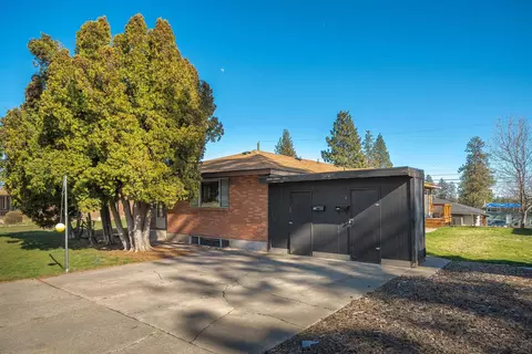 1521 4th St, Cheney, WA 99004