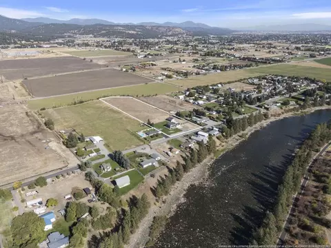 19631 E Buckeye Ave, Otis Orchards, WA 99027