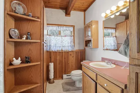 Bath - 17631 Westside Calispel Rd, Cusick, WA 99119 photo 2 of 4