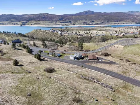 41140 Lakeview Heights Dr N, Davenport, WA 99122