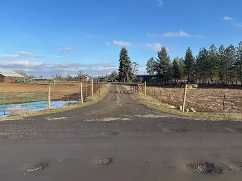 13611 S Short Rd, Cheney, WA 99004