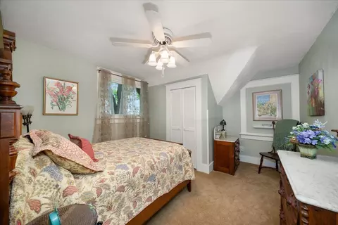Bedroom - 215 E 9th Ave, Spokane, WA 99202 photo 3 of 3