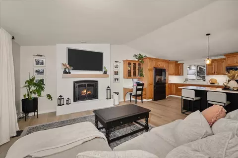 Living - 513 E Silver Pines Ct, Colbert, WA 99005 photo 1 of 2