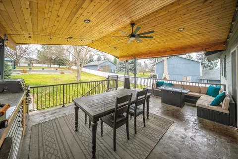 Exterior - 513 E Silver Pines Ct, Colbert, WA 99005 photo 3 of 11