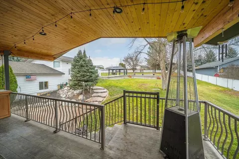 Exterior - 513 E Silver Pines Ct, Colbert, WA 99005 photo 4 of 11