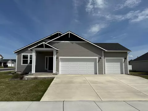 418 N Arcadia Ave, Deer Park, WA 99006