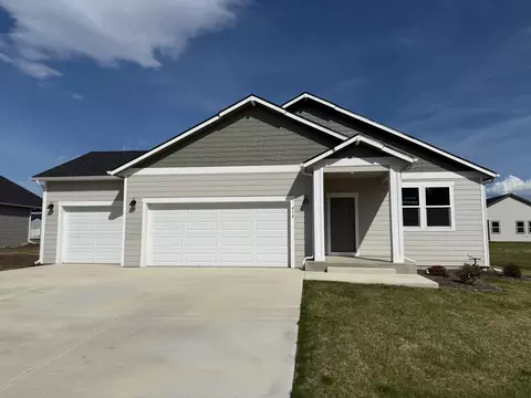 414 N Arcadia Ave, Deer Park, WA 99006