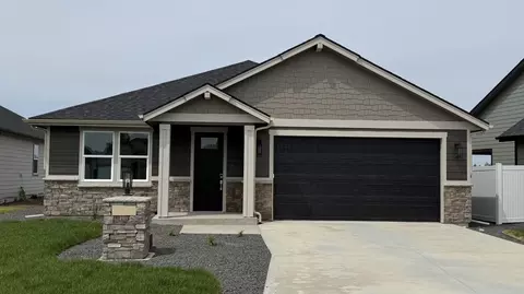 1231 N High Desert Dr, Deer Park, WA 99006