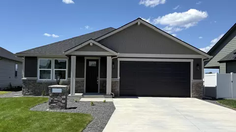 1231 N High Desert Dr, Deer Park, WA 99006