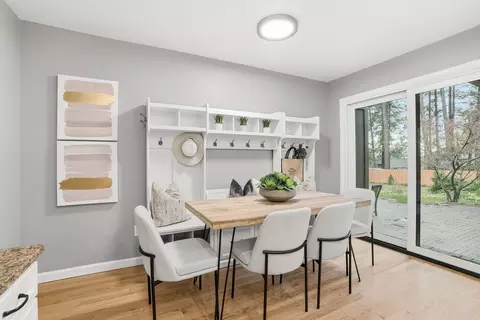 Dining - 1504 E 64th Ave, Spokane, WA 99223 photo 3 of 6