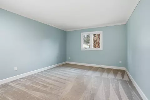 Bedroom - 1504 E 64th Ave, Spokane, WA 99223 photo 3 of 5