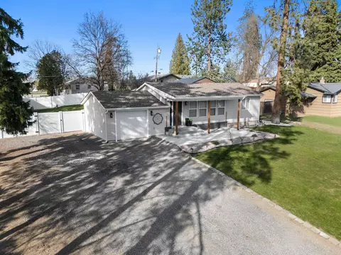 Exterior - 11119 E 17th Ave, Spokane Valley, WA 99206 photo 2 of 17