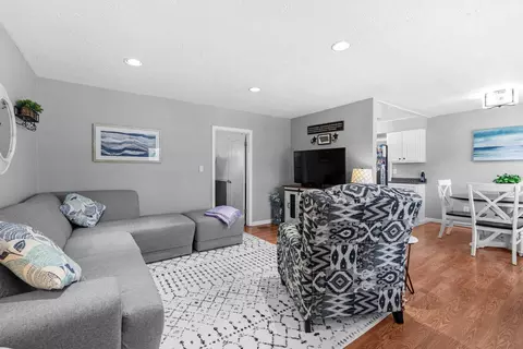 Living - 11119 E 17th Ave, Spokane Valley, WA 99206 photo 4 of 4