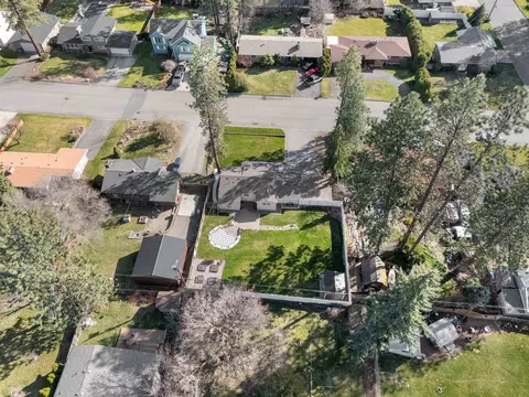 View/Area - 11119 E 17th Ave, Spokane Valley, WA 99206 photo 1 of 5
