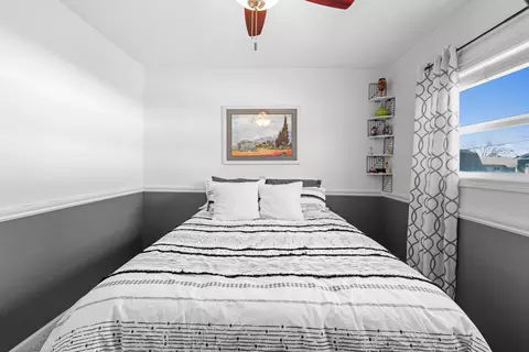 Bedroom - 11119 E 17th Ave, Spokane Valley, WA 99206 photo 4 of 4