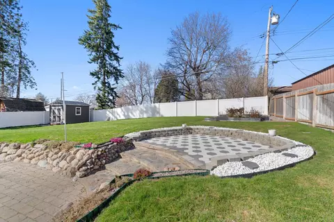 Exterior - 11119 E 17th Ave, Spokane Valley, WA 99206 photo 6 of 17