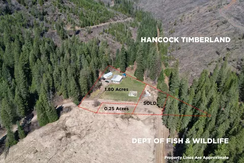 4143 N Deer Lake Rd, Loon Lake, WA 99148