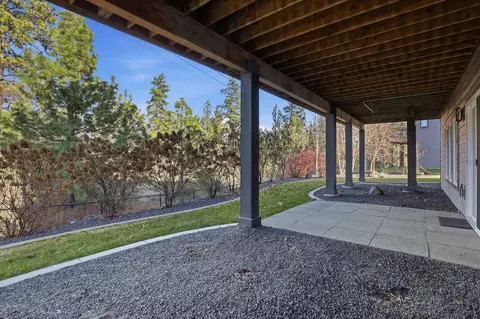 Exterior - 2121 E Cherrytree Ln, Spokane, WA 99203 photo 5 of 5