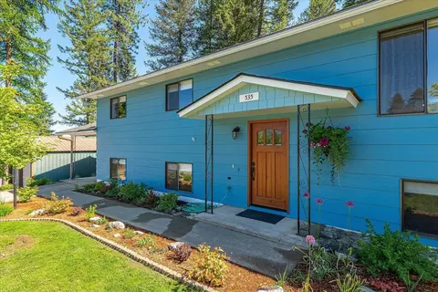 535 W Ash St, Newport, WA 99156