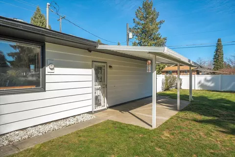Exterior - 13622 E 16th Ave, Spokane Valley, WA 99206 photo 5 of 6