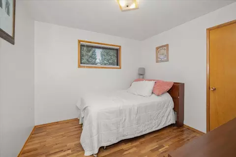 Bedroom - 13622 E 16th Ave, Spokane Valley, WA 99206 photo 2 of 4