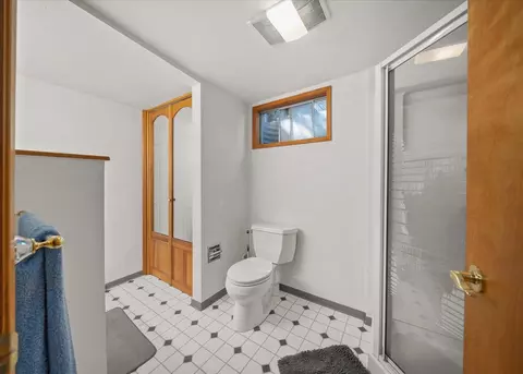 Bath - 13622 E 16th Ave, Spokane Valley, WA 99206 photo 2 of 2
