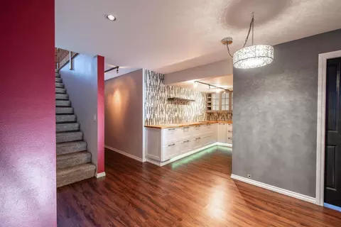 Entry Way - 5316 E 18th Ln, Spokane Valley, WA 99212 photo 2 of 3