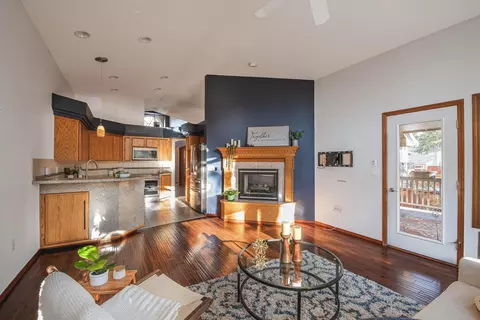 Living - 5316 E 18th Ln, Spokane Valley, WA 99212 photo 1 of 7