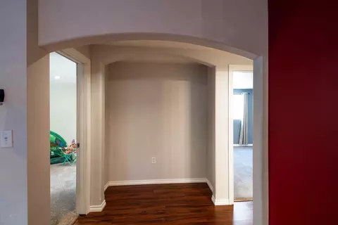 Entry Way - 5316 E 18th Ln, Spokane Valley, WA 99212 photo 3 of 3