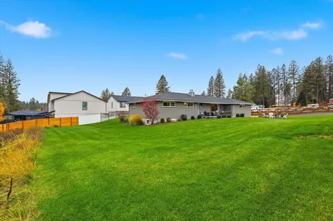 Exterior - 1007 E Farwell Rd, Spokane, WA 99208 photo 3 of 18