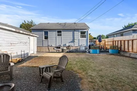 Exterior - 1303 E Princeton Ave, Spokane, WA 99207 photo 8 of 9
