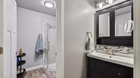 Bath - 1306 W Austin Rd, Spokane, WA 99208 photo 5 of 5