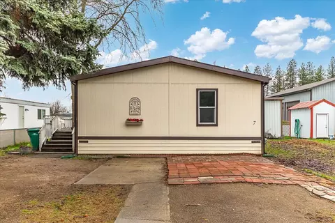 3925 E Farwell Rd # 7, Mead, WA 99021