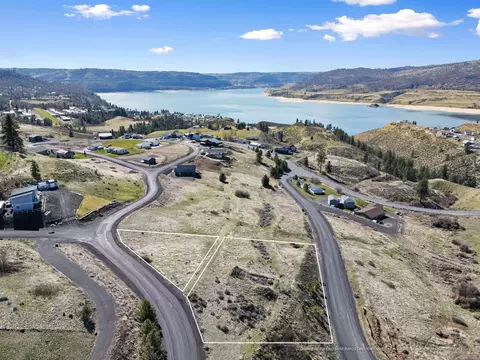 41025-41035 Scenic Dr N, Seven Bays, WA 99122