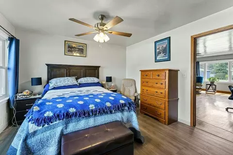Bedroom - 3805 E Pratt Ave, Spokane, WA 99202 photo 5 of 8