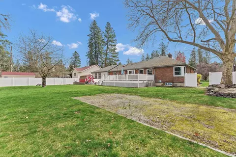Exterior - 3805 E Pratt Ave, Spokane, WA 99202 photo 8 of 12