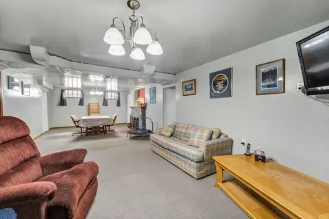 Living - 3805 E Pratt Ave, Spokane, WA 99202 photo 6 of 6