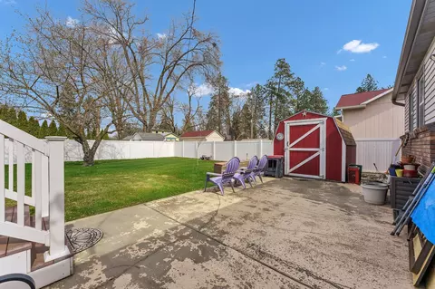 Exterior - 3805 E Pratt Ave, Spokane, WA 99202 photo 4 of 12