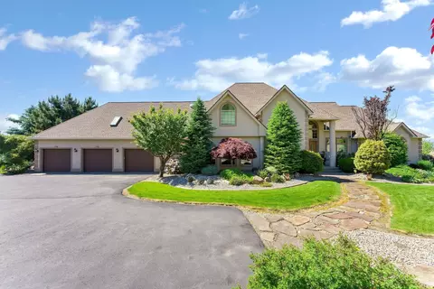20915 E Jesse Ln, Greenacres, WA 99016