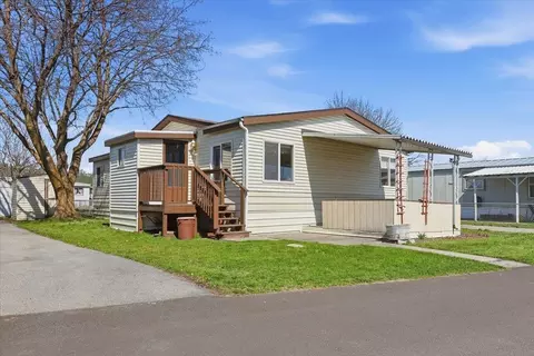 21725 E Wellesley Ave # 45, Otis Orchards, WA 99027