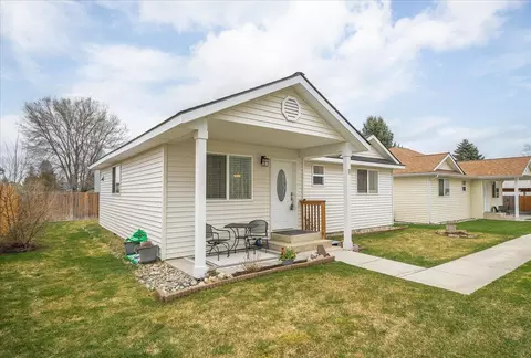 7125 N Crestline St UNIT 11, Spokane, WA 99217