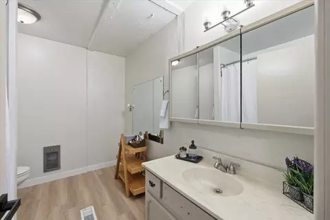 Bath - 3914 E 24th Ave, Spokane, WA 99223 photo 1 of 1