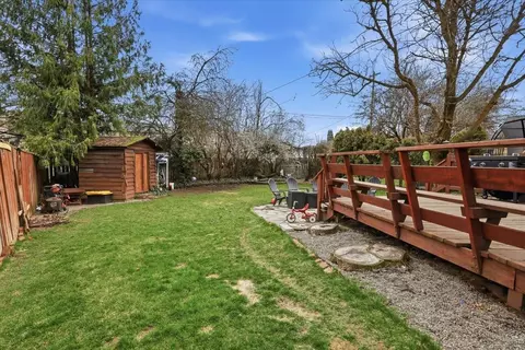 Exterior - 3914 E 24th Ave, Spokane, WA 99223 photo 4 of 5