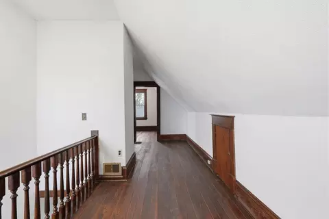 Entry Way - 313 E Gordon Ave, Spokane, WA 99212 photo 3 of 3