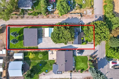 5325 N Vincent Rd, Newman Lake, WA 99025