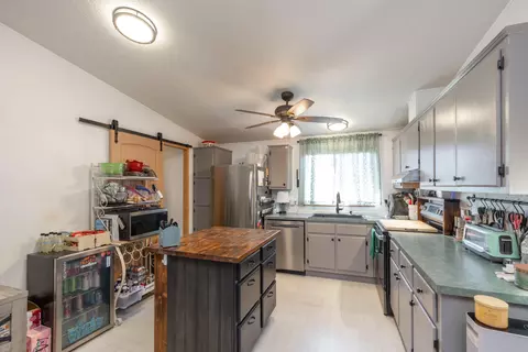 3424 E Garrison Ln, Mead, WA 99021 photo 9
