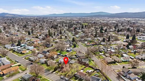 View/Area - 1930 E Marshall Ave, Spokane, WA 99207 photo 3 of 5