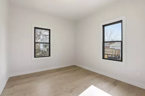 Bedroom - 1930 E Marshall Ave, Spokane, WA 99207 photo 1 of 5