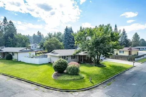 9728 N Woodridge Dr, Spokane, WA 99208